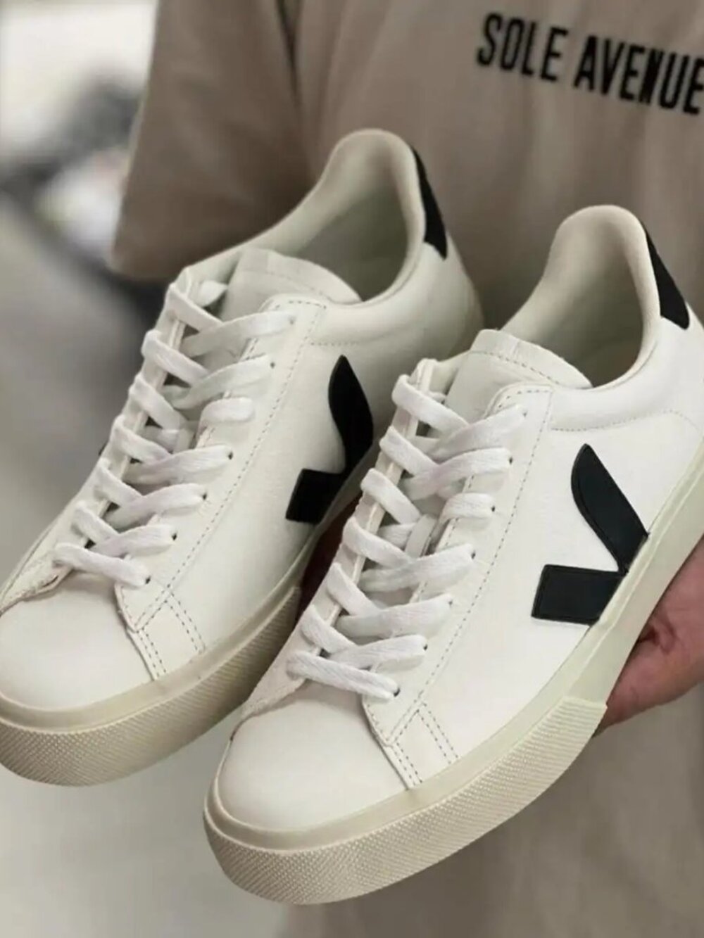 VEJA Campo Leather Sneakers White Black Classic V Logo